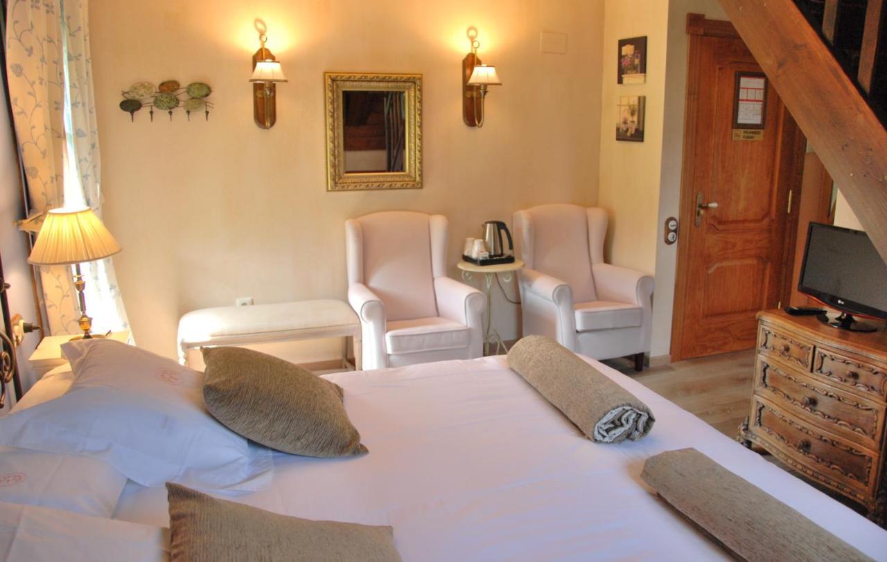 בנאסקה Hotel Selba D'Ansils מראה חיצוני תמונה