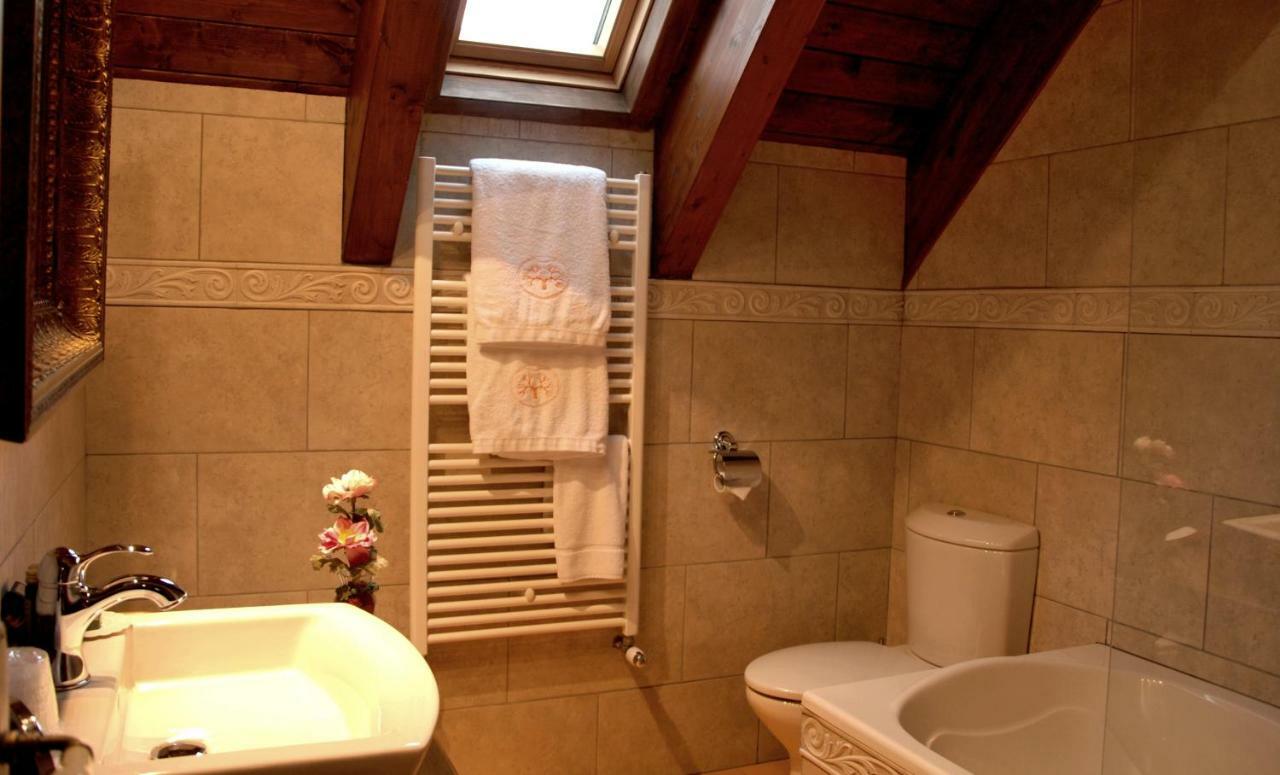 בנאסקה Hotel Selba D'Ansils מראה חיצוני תמונה
